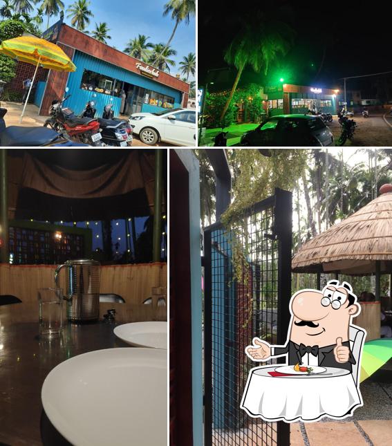 Foodies Hub