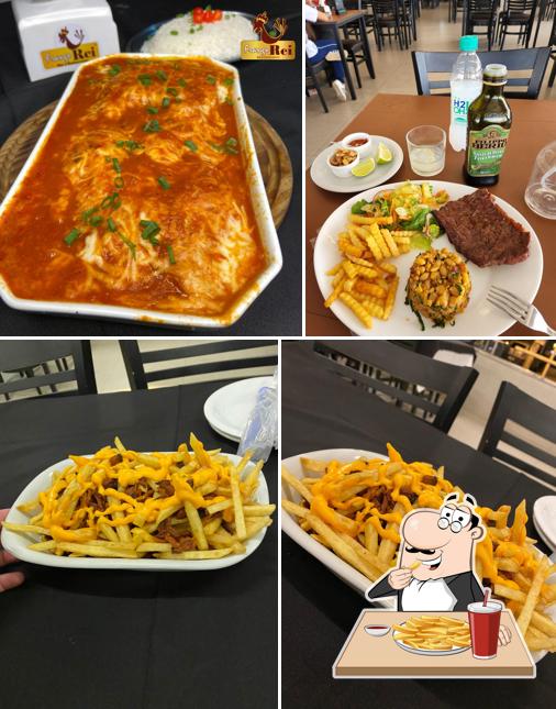 Batata frita em Frango Rei Bar e Restaurante - Loja ll