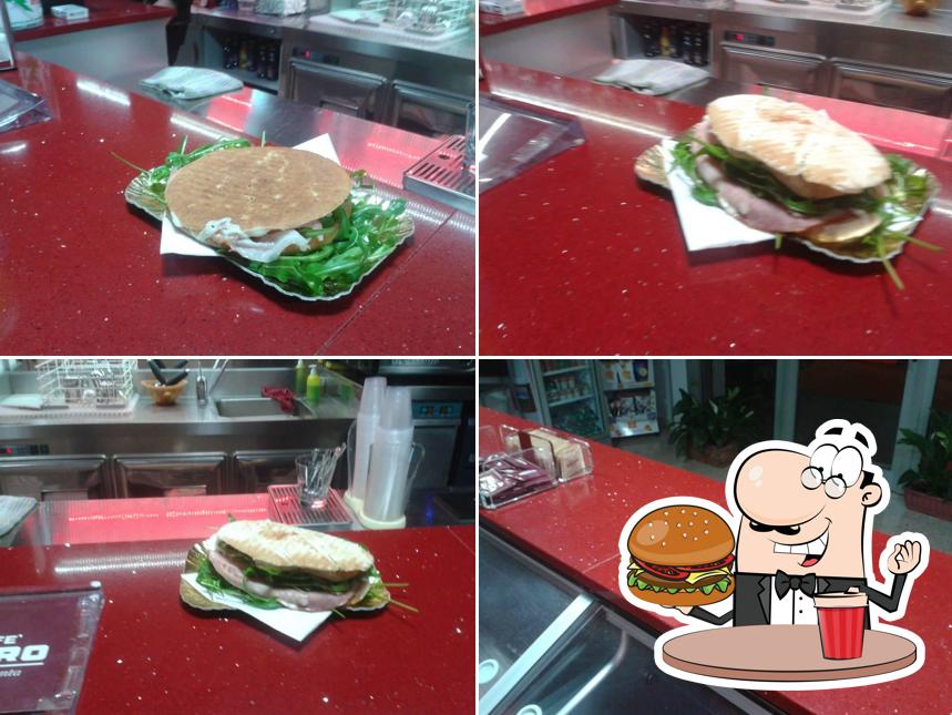Prenditi un hamburger a Bar La Palma