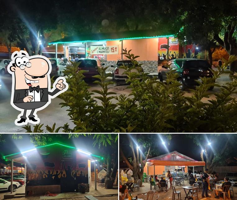 Entre diferentes coisas, exterior e interior podem ser encontrados no Solano's Cozinha & Bar