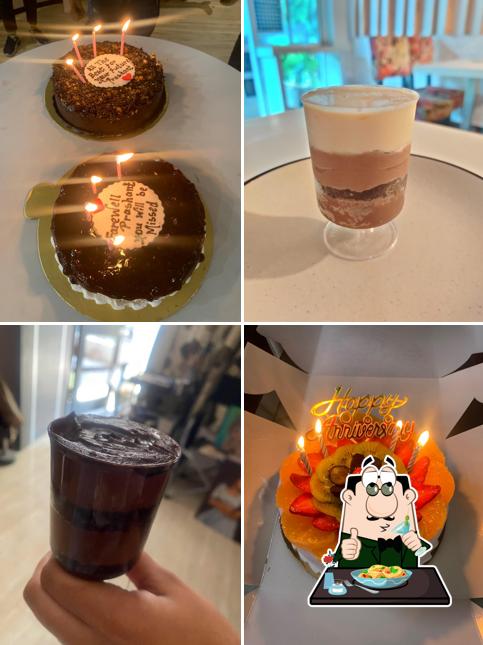 Chocolate mousse at SugarLicious (The Eggless Bakery)