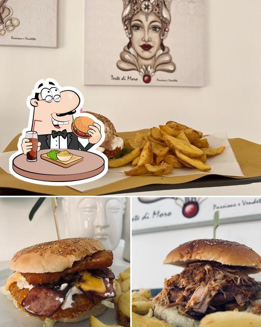 Prova un hamburger a SuperPanino Pizza & Burger