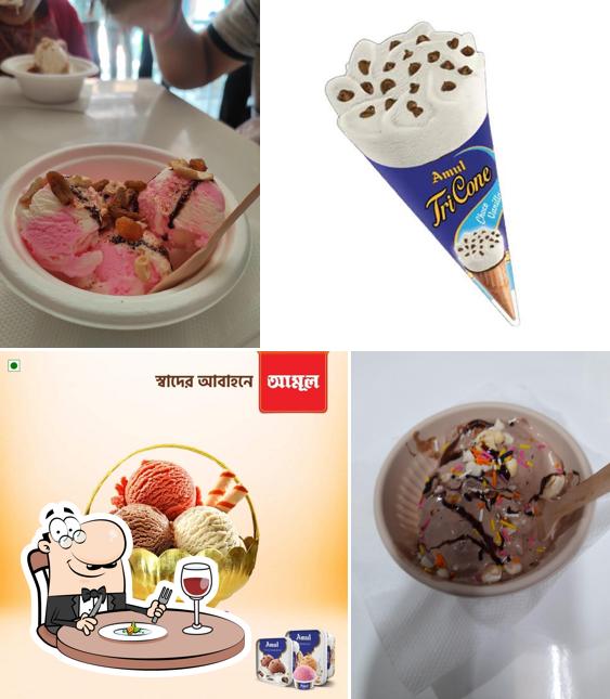 Food at Amul ice cream parlour