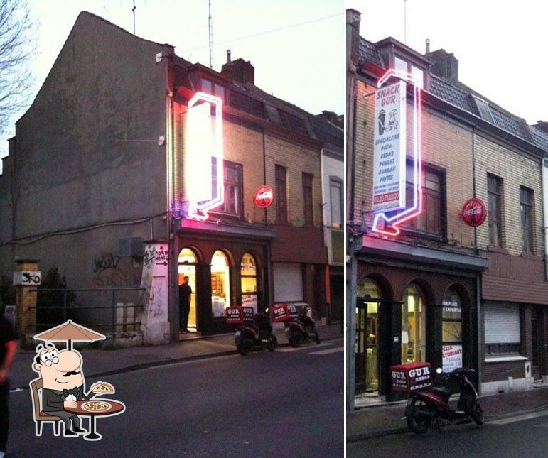 L'extérieur de GUR Kebab