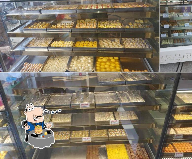 Meals at JAINISM SWEETS & NAMKEENS