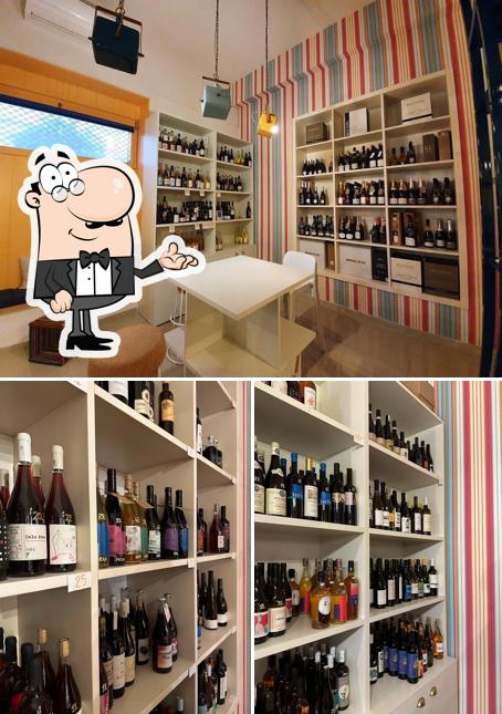 Dai un'occhiata agli interni di L' Altro Vino Enoteca Naturale