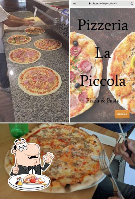 Ordina una pizza a Pizzeria la Piccola