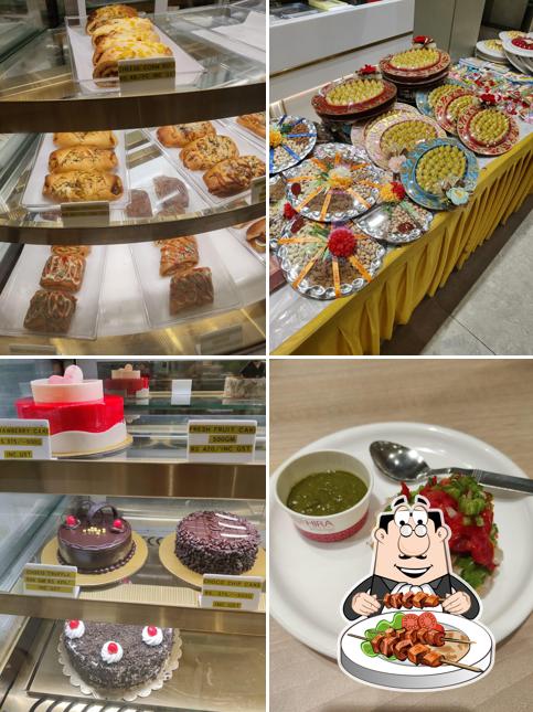 Meals at Hira Sweets