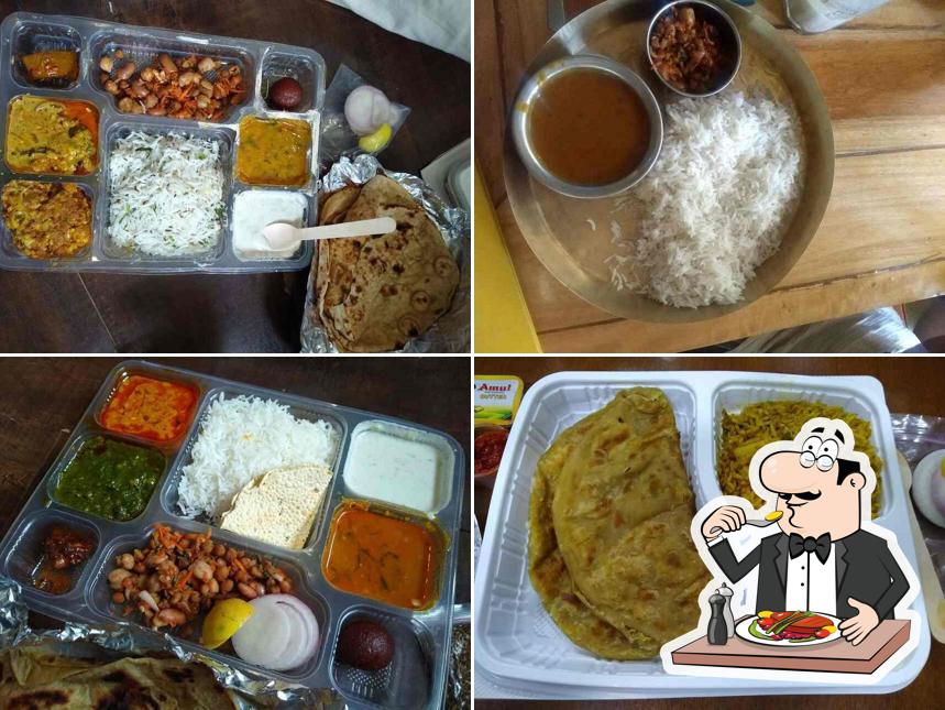 Food at Jassi De Parathe