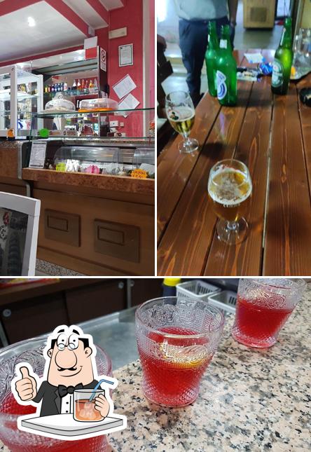La bevanda e cibo del ristorante
