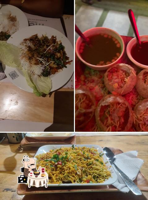 Food at Chaat Shop