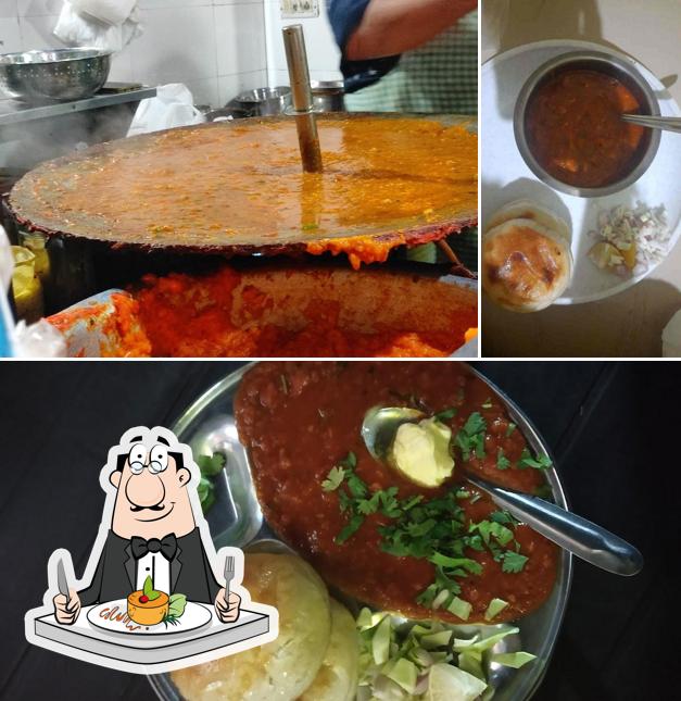 Food at Champaklal Pavbhaji