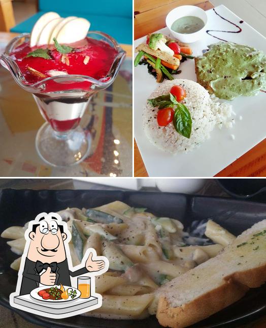Food at Cloud Cafe