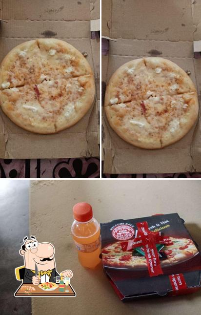 This is the photo depicting food and beverage at Dimand Pizza