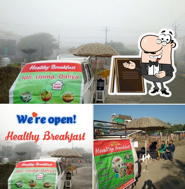 The exterior of Kapoor's Healthy Breakfast