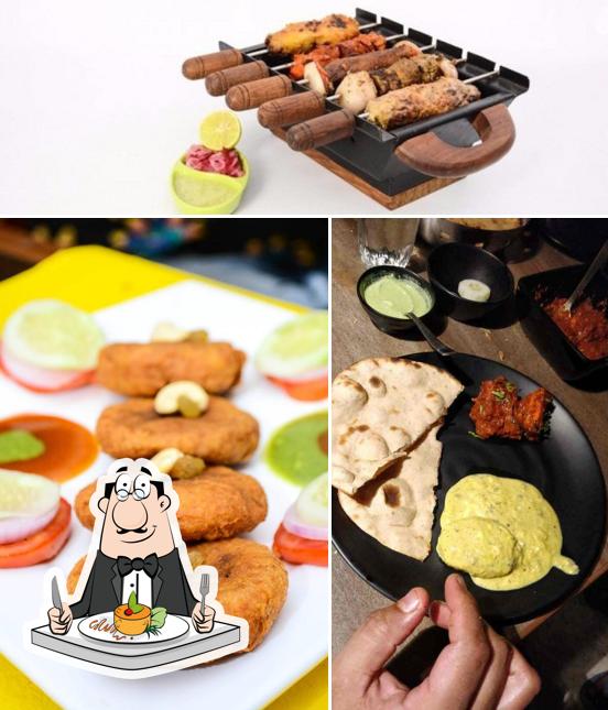 Food at Santushti Delicacies