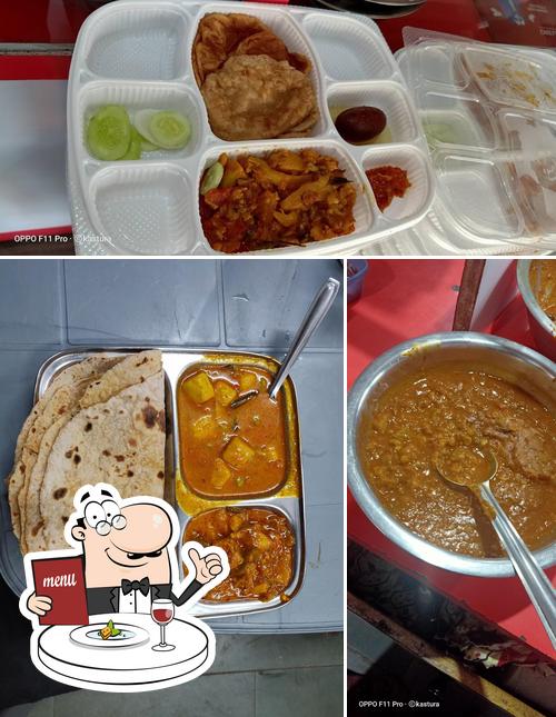 Food at Sharda PoliBhaji Kendra