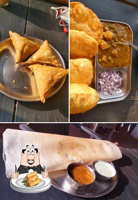 Spring rolls at Tiffin Corner