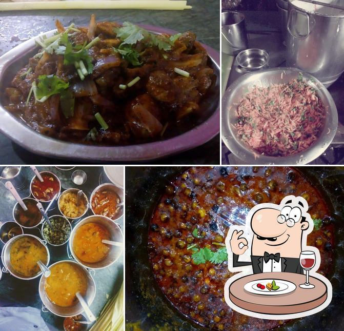 Sri Kuzhanthai Velapper Restaurant