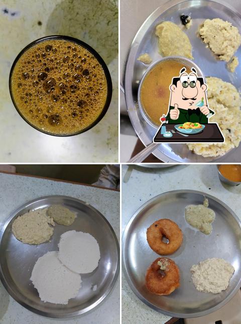 Food at Udipi Tiffin Center