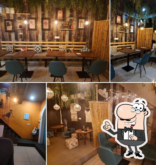 Check out how Guftgu Cafe cum Restaurant looks inside