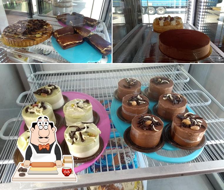 Bar Al Cigno Bianco serve un'ampia varietà di dolci