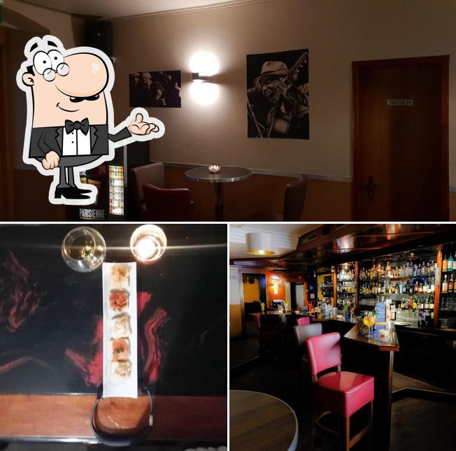 L’image de la intérieur et nourriture de Bar Cubanito’s