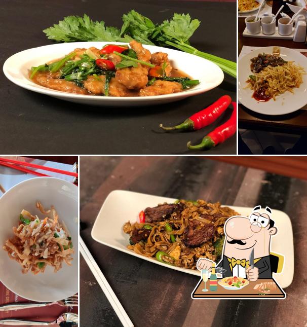 Food at Chopstix Room