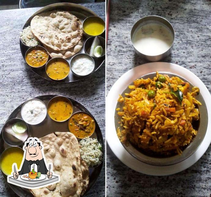 Food at Mayura Lunch Home