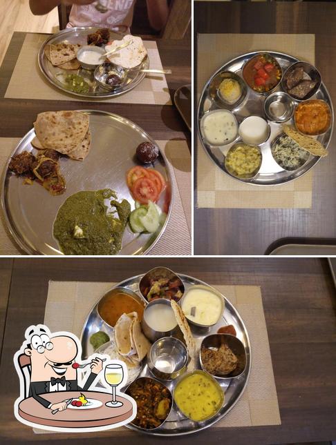 Food at Samrasi Premium Gujarati dinning