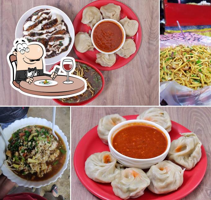 Food at Wang's Xanadu (Momo)