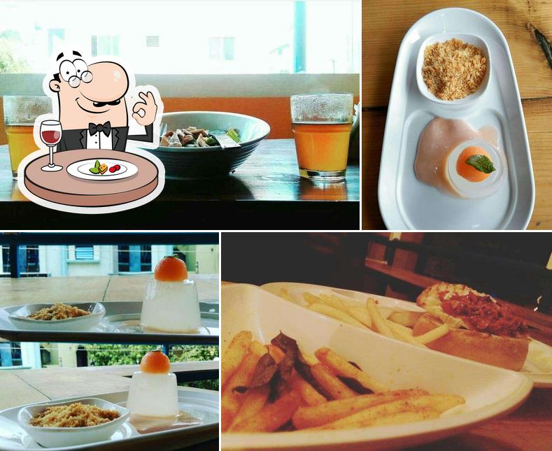 Meals at STREET 48 Cafe