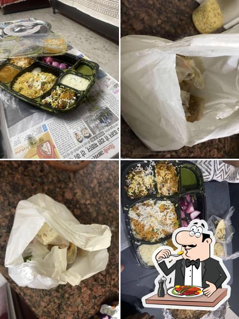 Food at Aap Ki Apni Rasoi