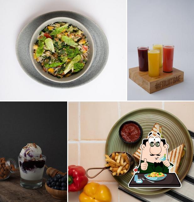 Meals at FRUITBAE Salem