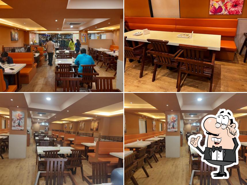 The interior of Maa Chutneys