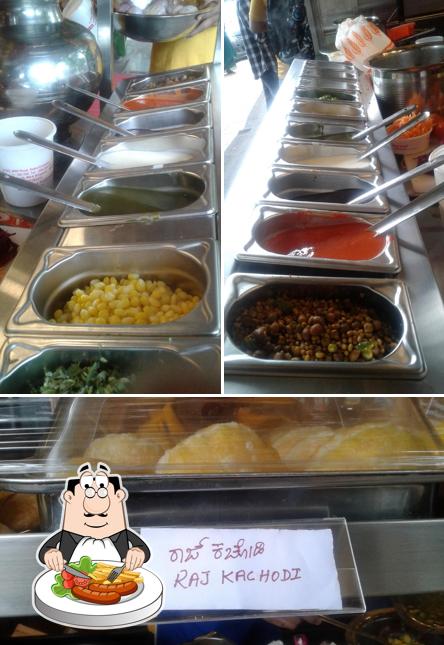 Food at New Agarwal Bhawan