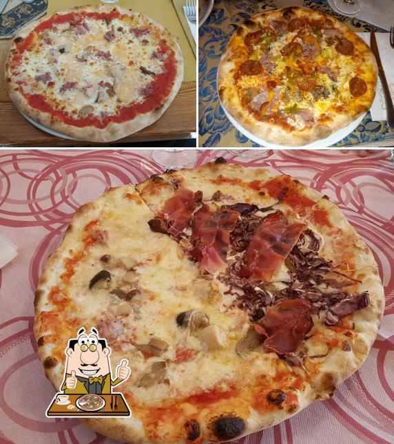 Prenditi una pizza a Ristorante Pizzeria Esperia