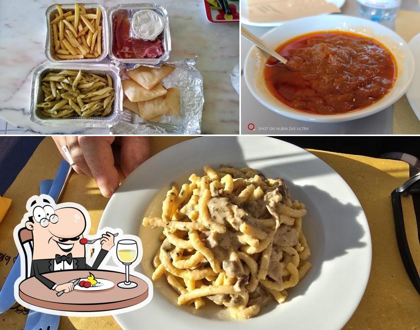 La immagine della cibo e bevanda di Lasagne Le Bisnonne