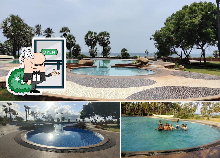 The outside area is an important feature of Nalla Eco Beach Resort