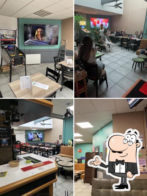 Découvrez l'intérieur de Friterie Café de la Place
