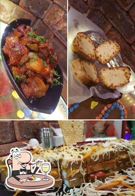 Meals at Munchiess