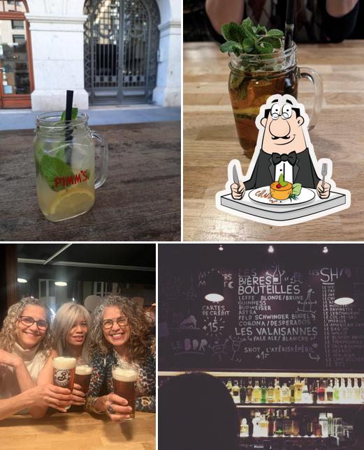 La foto della cibo e bevanda di The End of the Street