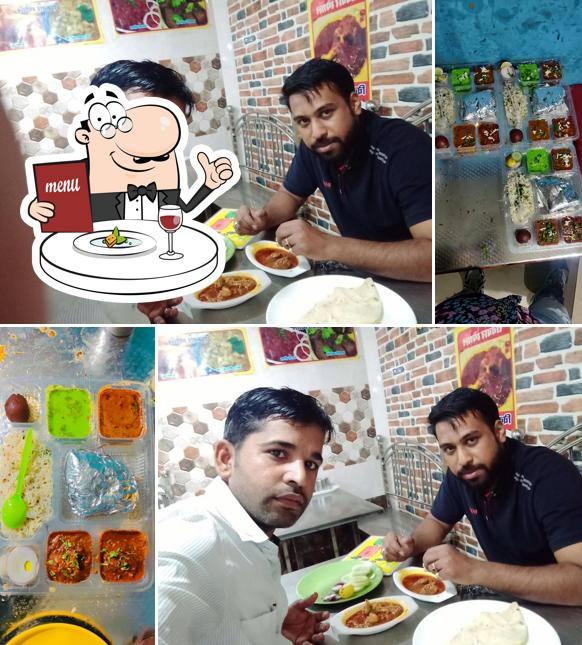 Food at Jilani Madni Hotel