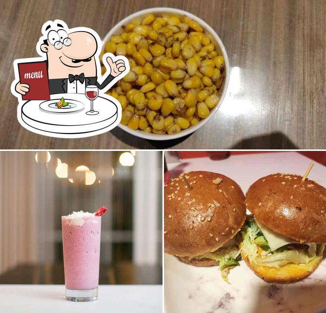 This is the photo depicting food and beverage at the break point