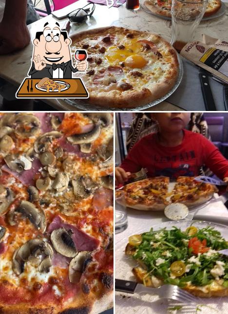 Commandez de nombreux genres de pizzas