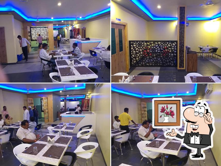 Check out how Mughlai Mirchi looks inside