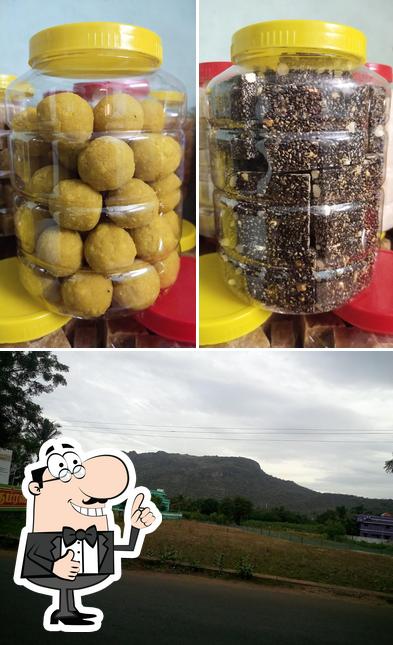 SHANTHI SWEETS