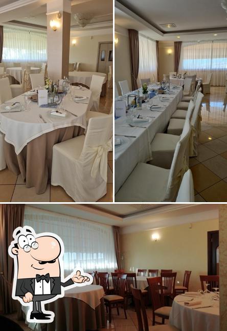 Siediti a un tavolo di Ristorante "Solaria"