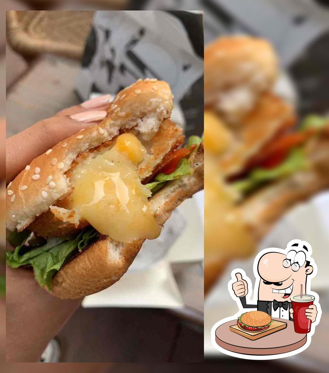 AKU'S - The Burger Co.