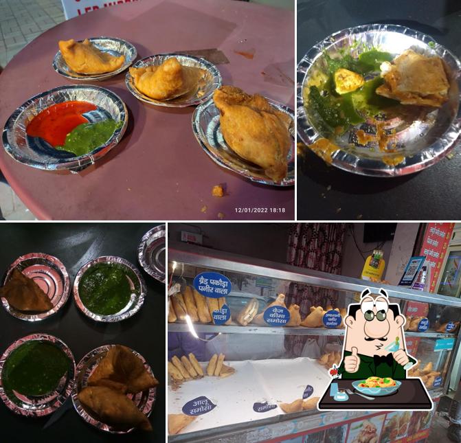 Meals at Manoj variety samosa